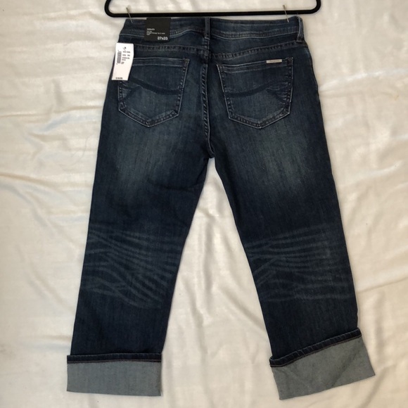 NWT REVOLUTION ASHLEY CAPRI 27x23 ULTRA SOFT STRAIGHT THRU HIP & WAIST #084 - Picture 2 of 10